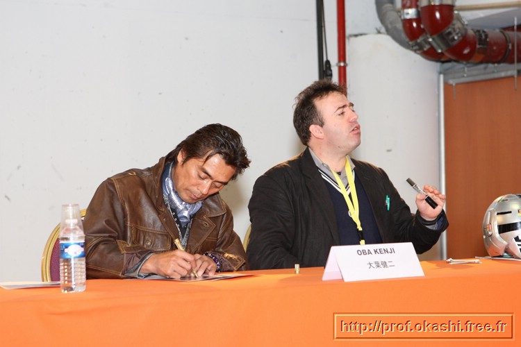 Kenji OBA en d�dicace