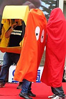 Pac-Girl et un Fant�me (Pac-Man)