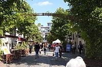 Bercy Village, la Cour Saint-Emilion