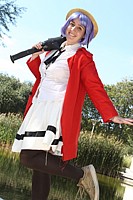 cosplayeuse dans le parc de Bercy