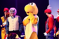 Godot / Un Koopa Troopa, Mario (Phoenix Wright: Ace Attorney - Trials and Tribulations / Mario)