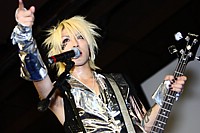 HITT en concert � Paris Manga (2)