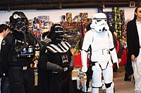 Pilote de chasseur TIE, Dark Vador, Storm Trooper (Star Wars) sur le stand de la 59e L�gion