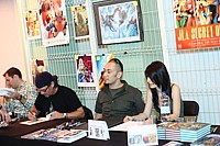 D�dicaces sur le stand ComicVerse
